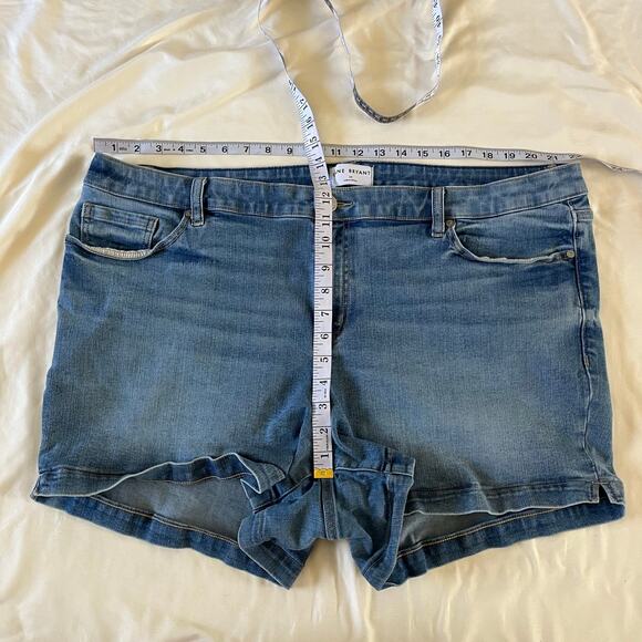 Lane Bryant Plus Sz 24 3.5 inch Inseam High Rise Denim Jean Shorts - Picture 6 of 6